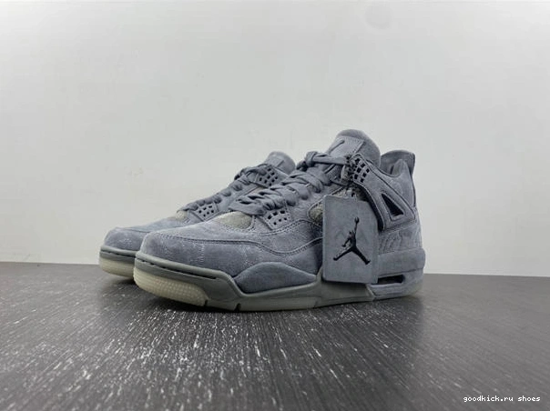 930155- 4 Jordan Retro Kaws Trendy 3864 1015